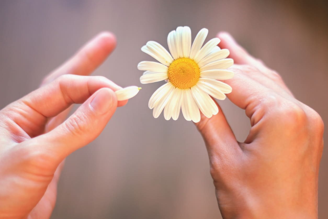 復縁占い あの人の中に あなたと会いたい という想いは残ってる うらなえる 運命の恋占い