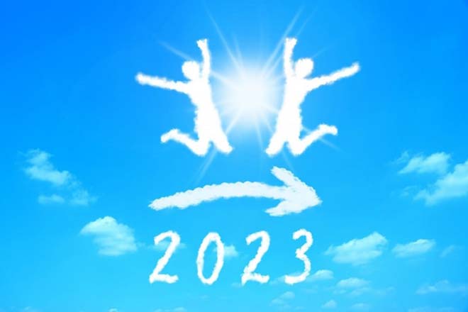 2023年の運勢｜鏡リュウジが占う『あなたの全体運』恋愛運/仕事運